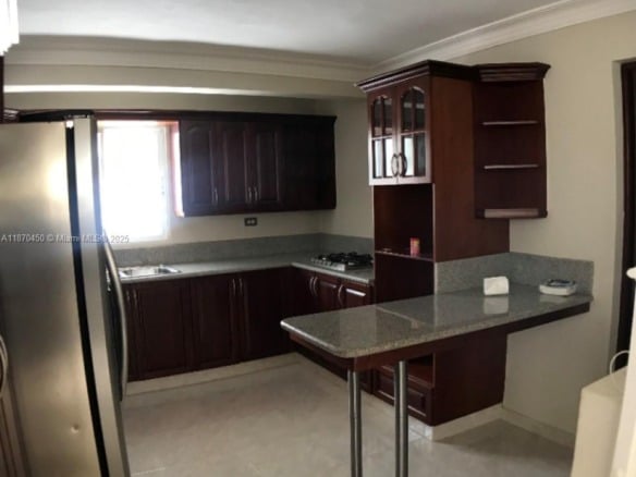Listing #A11870450