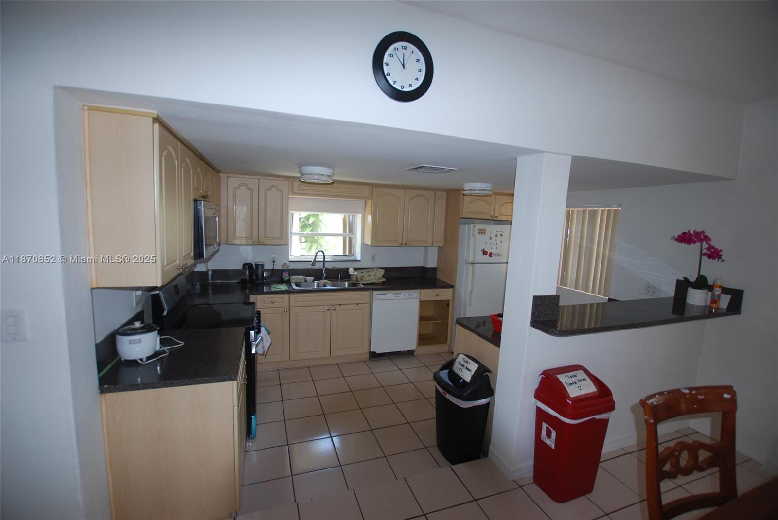 6dd28e9b-7405 1801 NE 176th St, North Miami Beach FL 33162 — #A11870652