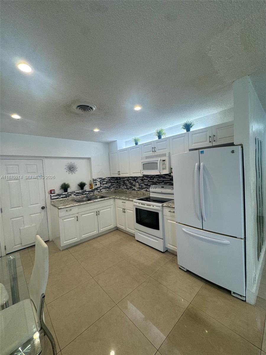 4808 NW 27th Ter, Tamarac FL 33309 — #A11870974