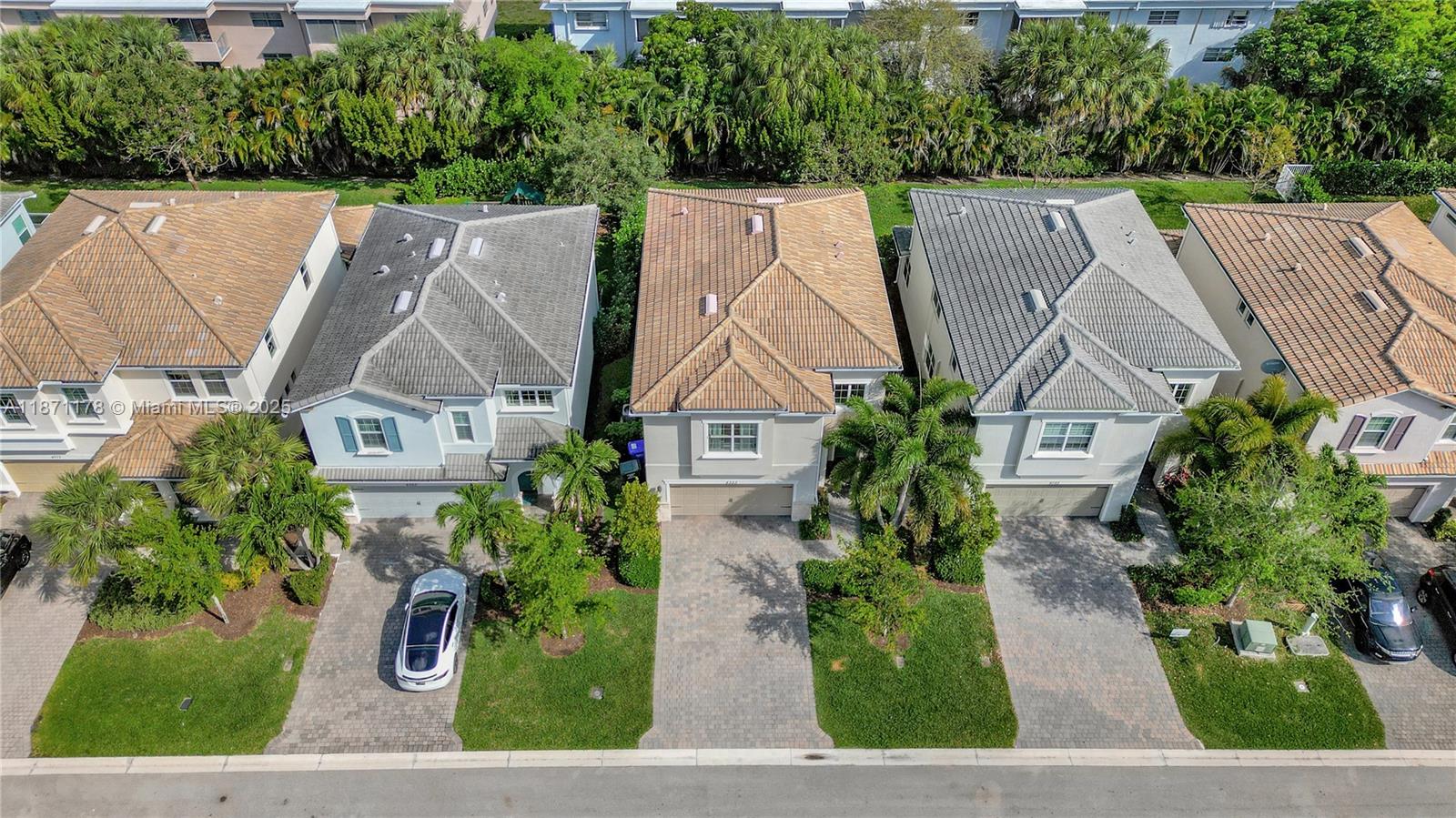 4353 Large Leaf Ln, Hollywood FL 33021 — #A11871178