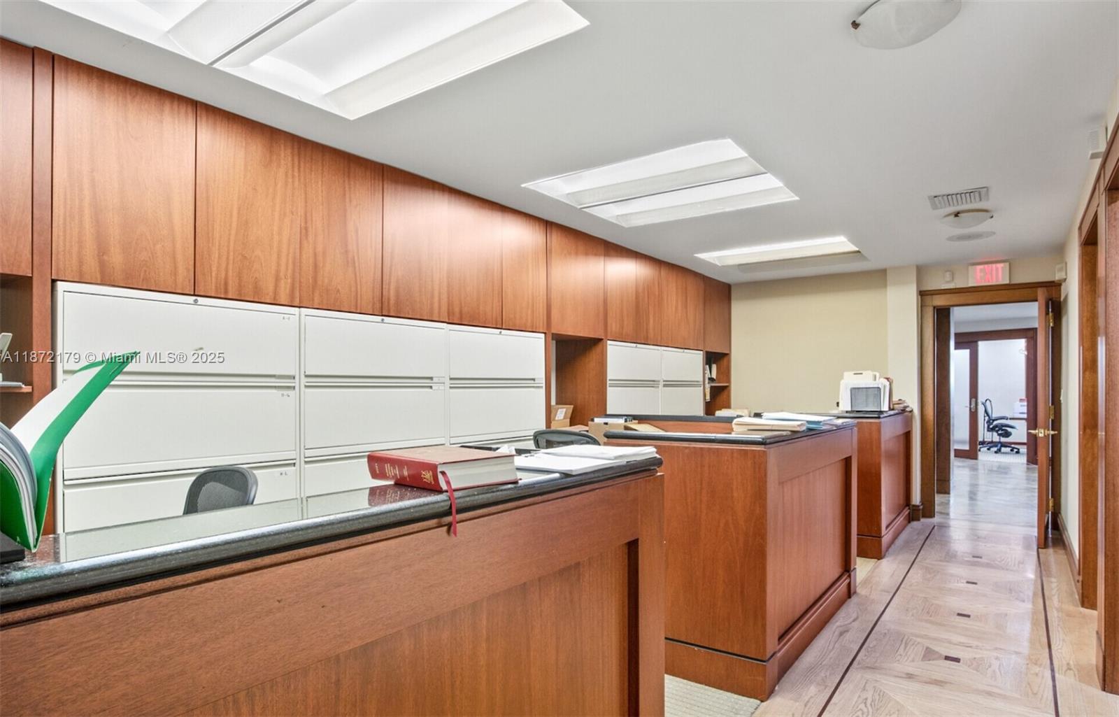 6dd28e9b-7484 4551 Ponce De Leon Blvd, Coral Gables FL 33146 — #A11872179