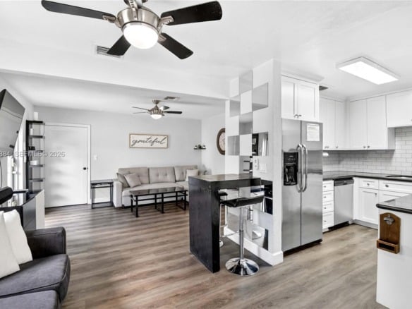 708 SW 19th St, Fort Lauderdale FL 33315 — #A11872884
