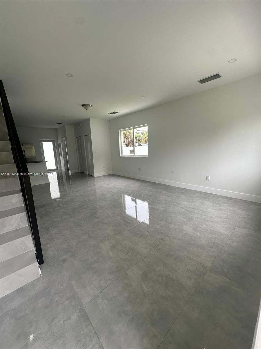 6dd28e9b-7551 723 NW 19th Ave # B, Fort Lauderdale FL 33311 — #A11873458