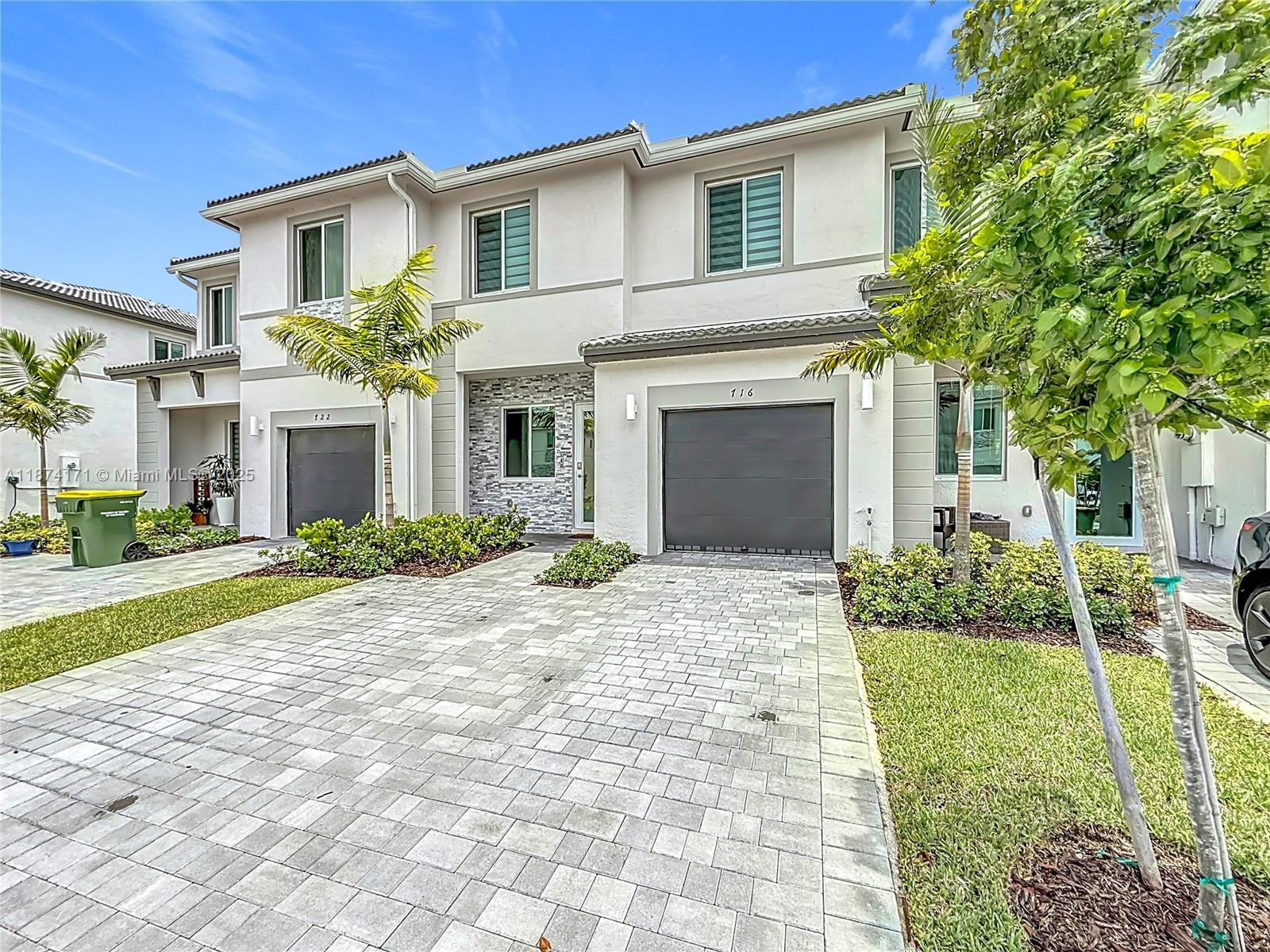 6dd28e9b-7573 716 SE 14th St, Homestead FL 33034 — #A11874171