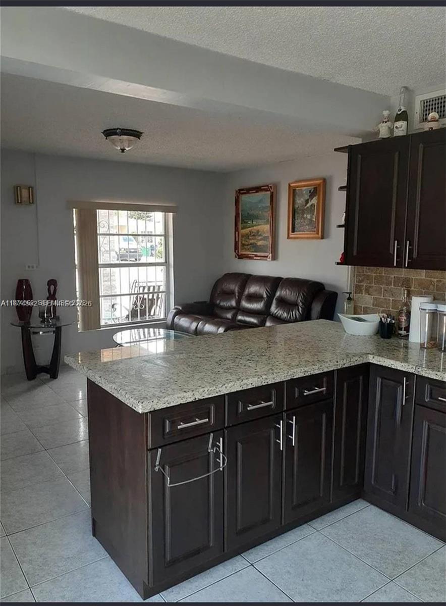 6dd28e9b-7588 9360 SW 37th St, Miami FL 33165 — #A11874562