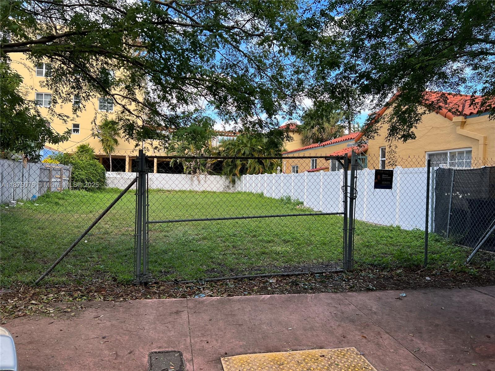 6dd28e9b-7618 935 2nd St, Miami Beach FL 33139 — #A11875076