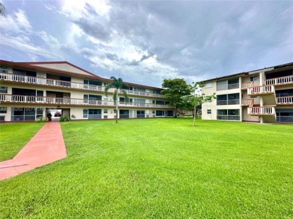 5300 Washington St # A139, Hollywood FL 33021 — #A11875202