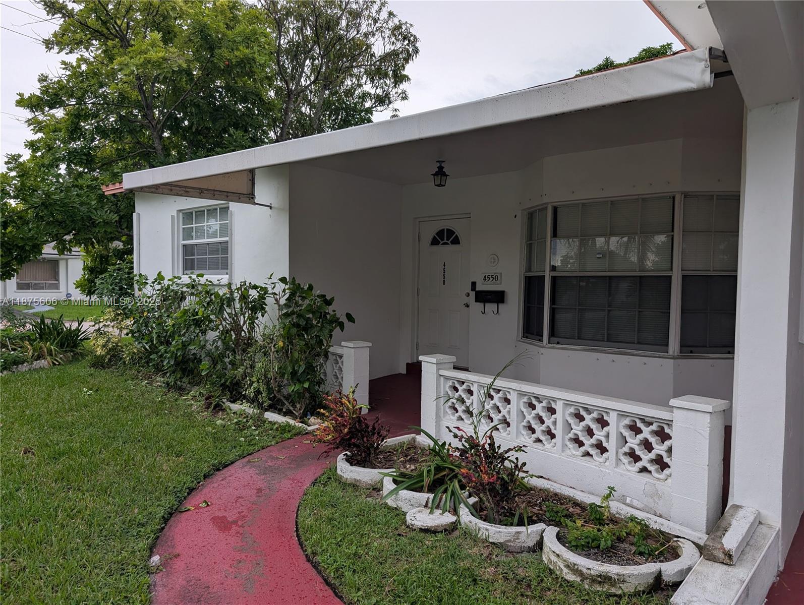 6dd28e9b-7644 4550 NW 43rd St, Lauderdale Lakes FL 33319 — #A11875606
