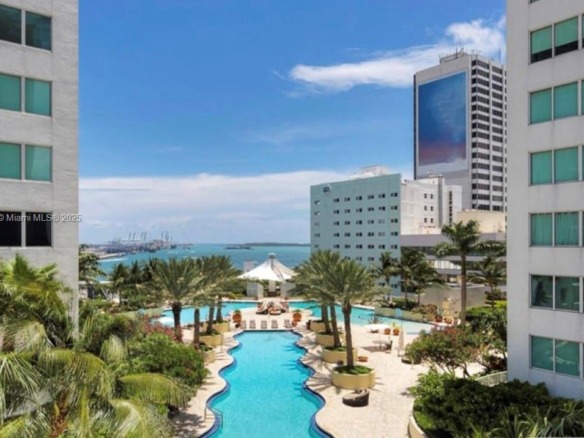 253 NE 2nd St # 632, Miami FL 33132 — #A11906473