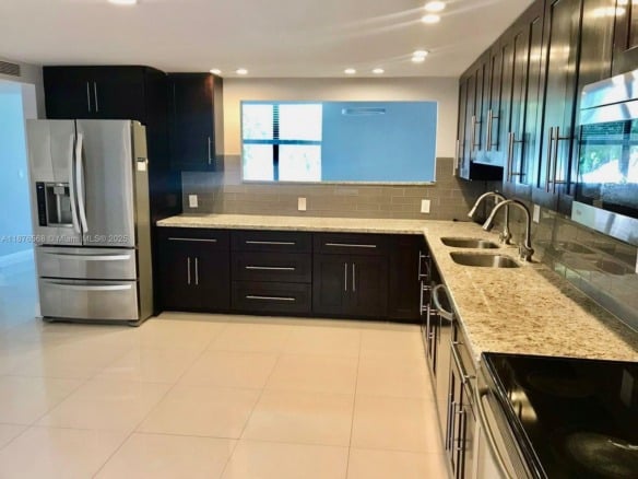 20381 NE 30th Ave # 7, Aventura FL 33180 — #A11876568