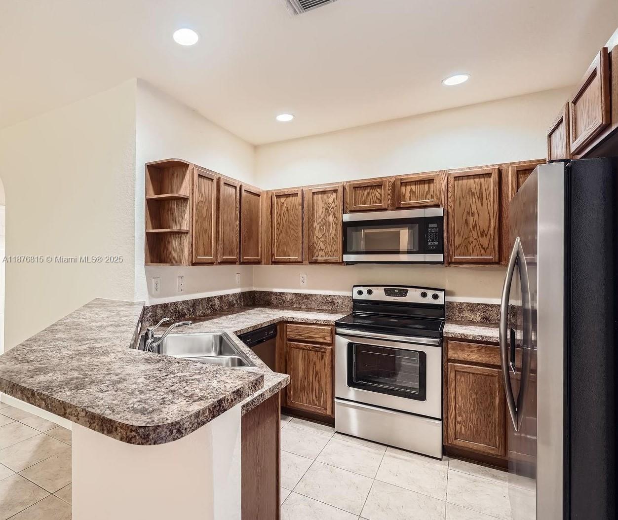 6dd28e9b-7702 13945 SW 279 Ln # 13945, Homestead FL 33032 — #A11876815