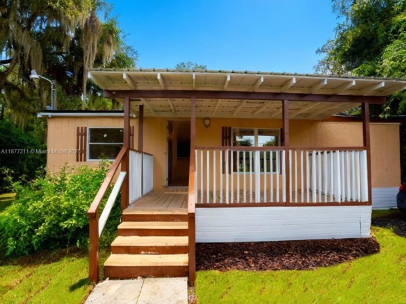 260 Old Highway 17, Other City – In The State Of Florida FL 32181 — #A11877211