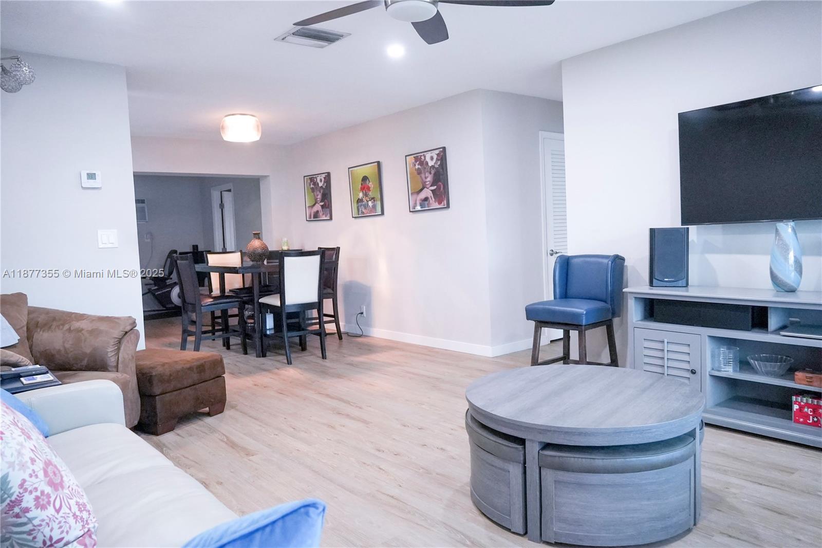 6dd28e9b-7728 4401 NW 45th St, Tamarac FL 33319 — #A11877355