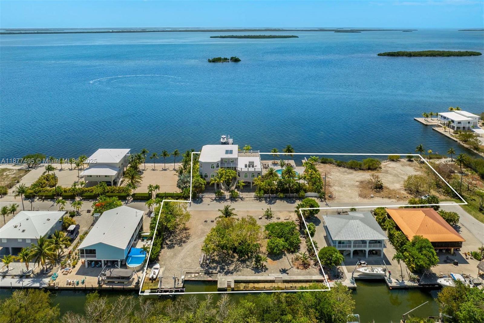 6dd28e9b-7734 3742 Seagrape St, Big Pine FL 33043 — #A11877495