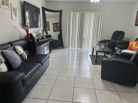 17901 NW 68th Ave # T101, Hialeah FL 33015 — #A11878012