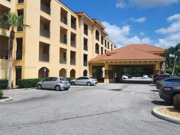 2351 Lakeview Dr # 114, Sebring FL 33875 — #A11878099