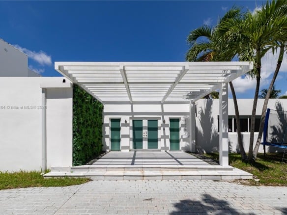 1215 N Biscayne Point Rd, Miami Beach FL 33141 — #A11878264