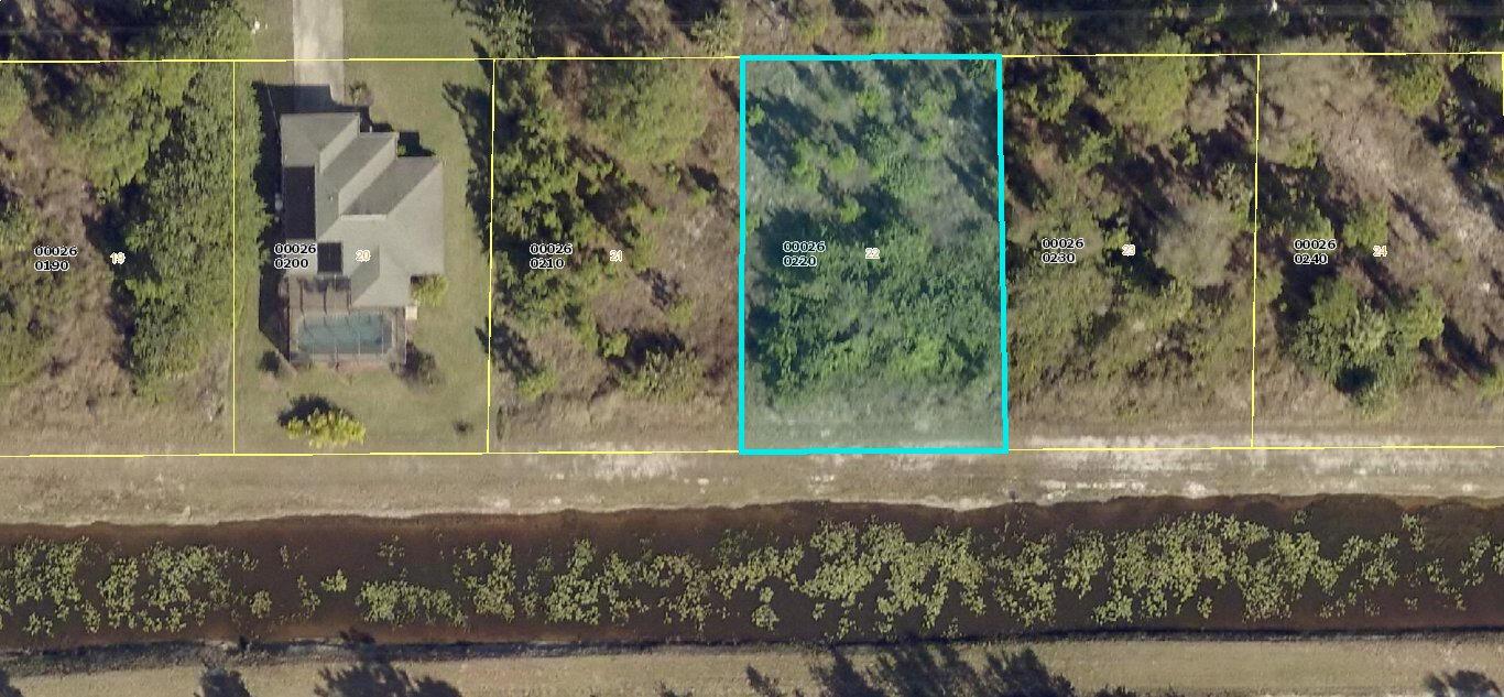 6dd28e9b-7840 956 Candlelight Drive, Lehigh Acres FL 33974 — #R10832835