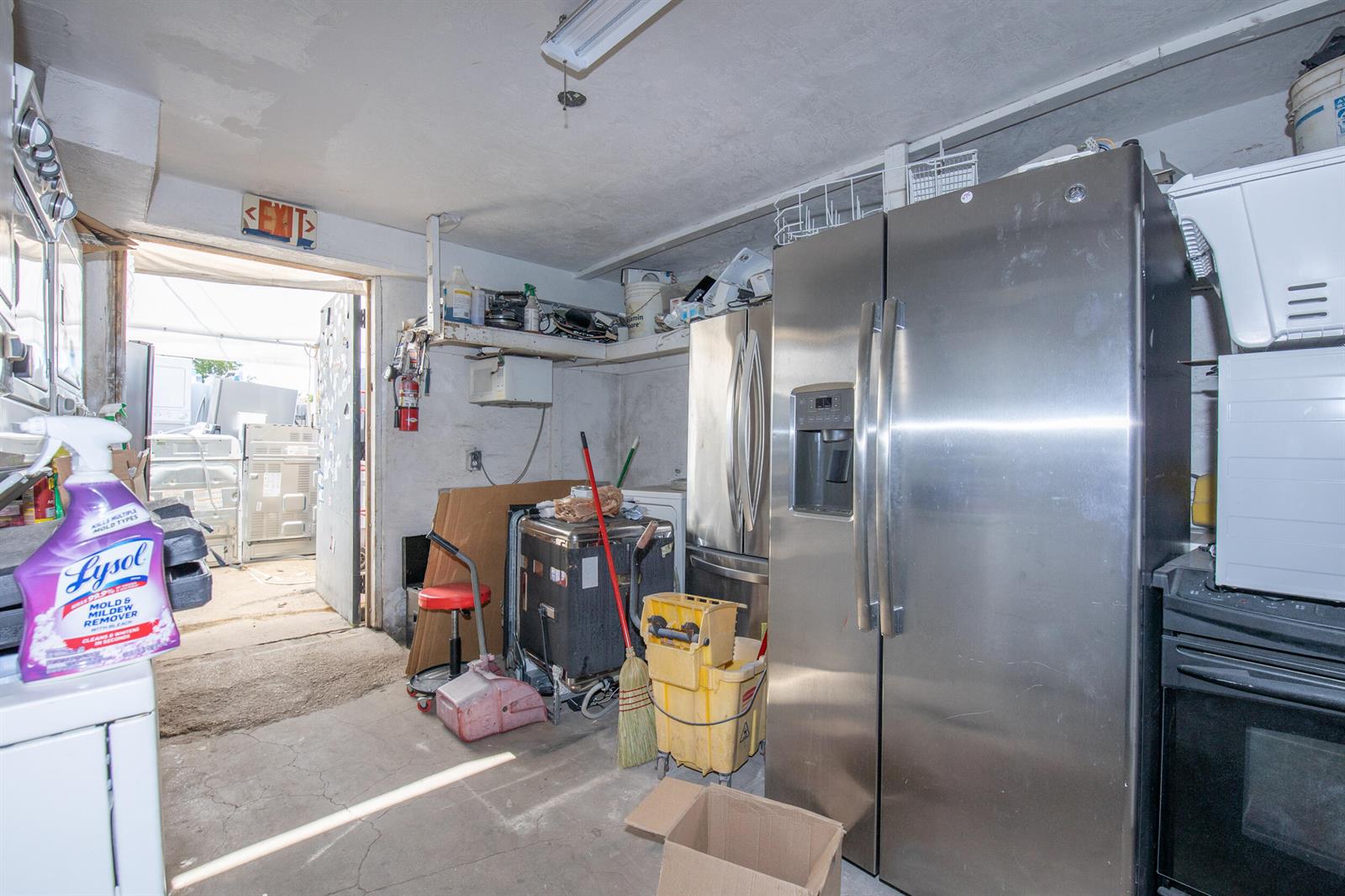 6dd28e9b-7874 928 S Dixie Highway, FL 33460 — #R10891699