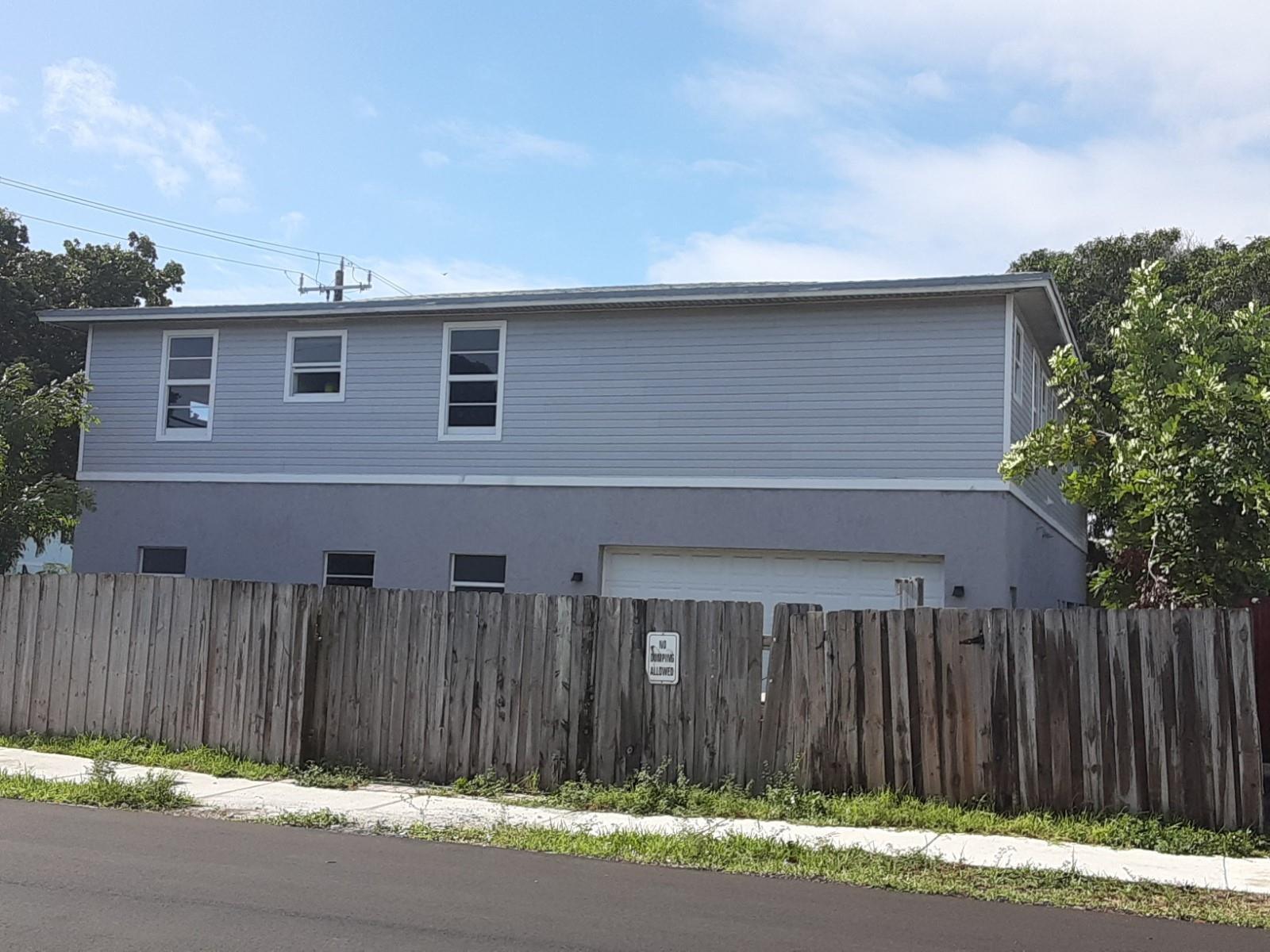 CREATOR: gd-jpeg v1.0 (using IJG JPEG v62), quality = 90 799 NE 34th Court, Oakland Park FL 33334 — #F10410152