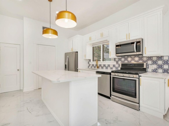 232 Rugby Road, West Palm Beach FL 33405 — #R10948134