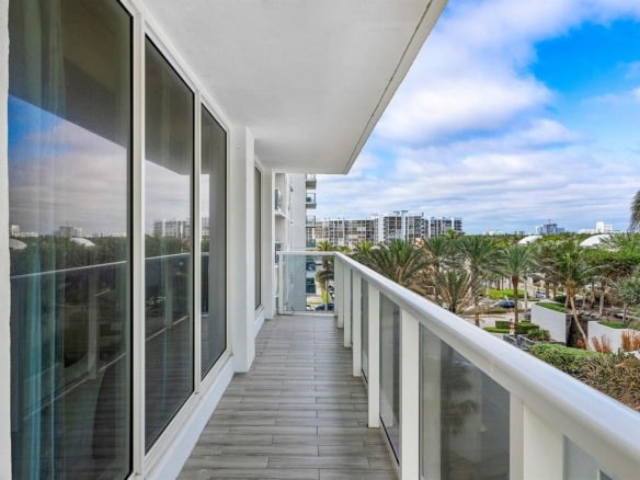 2751 S Ocean Drive # 504n, Hollywood FL 33019 — #R10957772