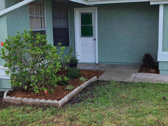 1720 SE Linpark Court, Port St. Lucie FL 34952 — #R10958405