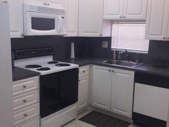 9420 S Hollybrook Lake Drive # 305, Pembroke Pines FL 33025 — #F10432004