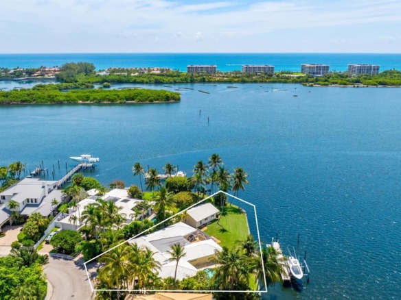 8026 Flagler Court, West Palm Beach FL 33405 — #R10982793