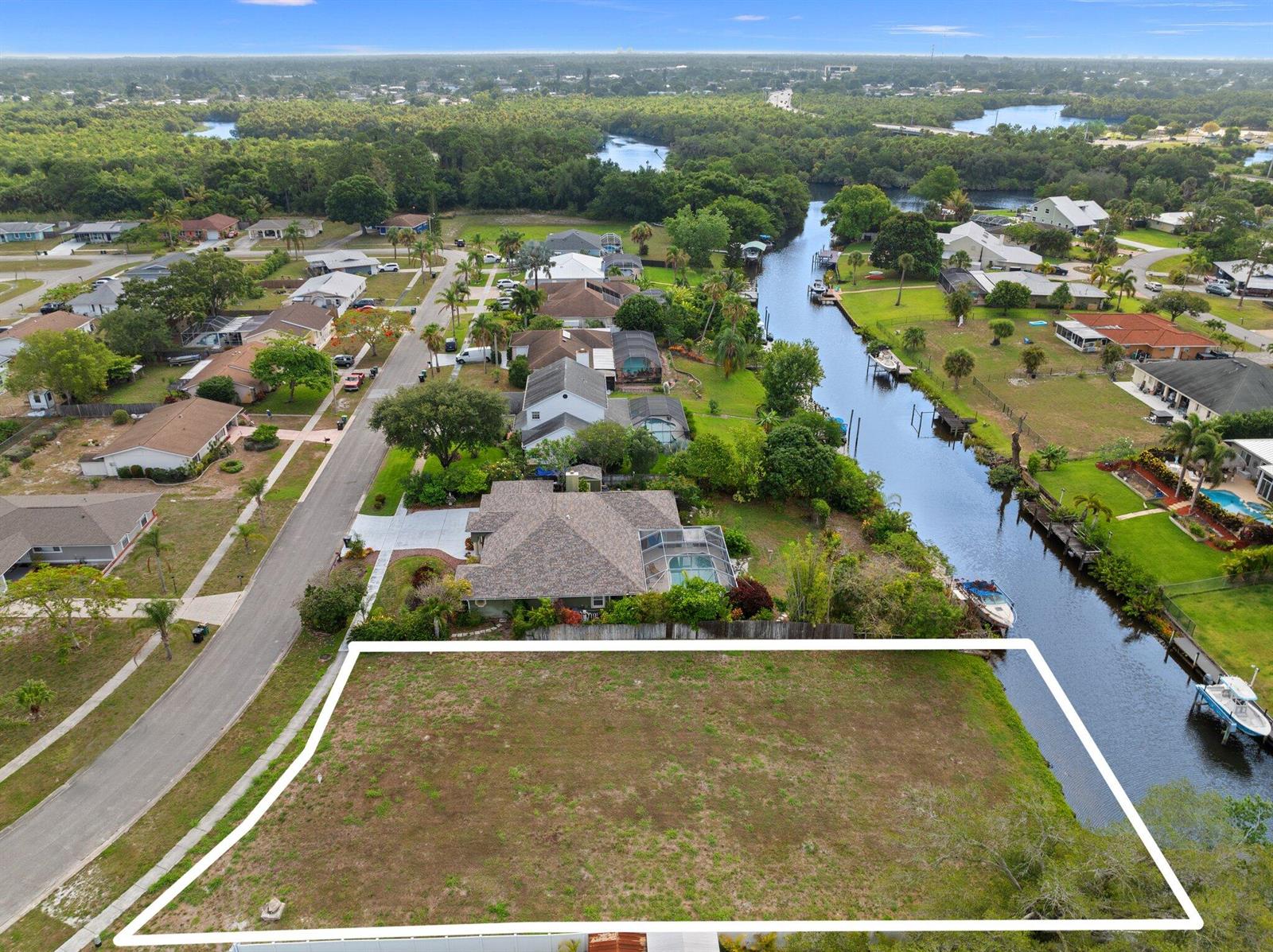 6dd28e9b-8026 420 NE Cornwall Avenue, Port St. Lucie FL 34983 — #R10988628