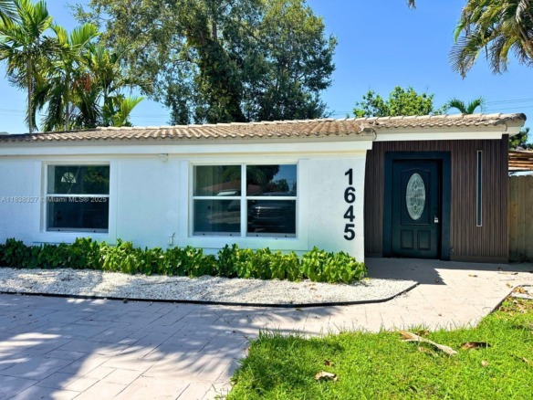 1645 NE 175th St, North Miami Beach FL 33162 — #A11838327