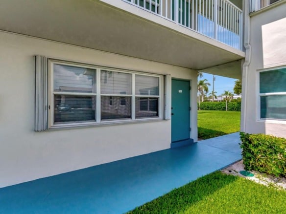 740 Horizons W # 105, Boynton Beach FL 33435 — #R11000941