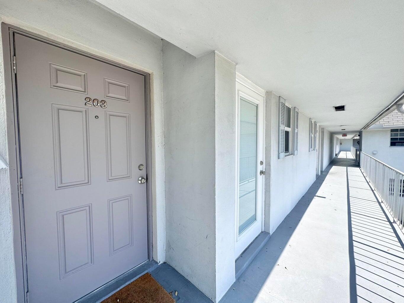 6dd28e9b-8090 10193 N Military Drive # 203, Palm Beach Gardens FL 33410 — #R11005606