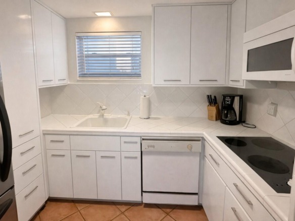 2840 N Ocean Boulevard # 403, Fort Lauderdale FL 33308 — #F10452494