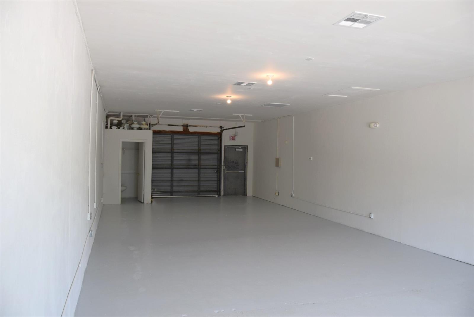6dd28e9b-8111 200 Hibiscus Street # 212, Jupiter FL 33458 — #R11008243