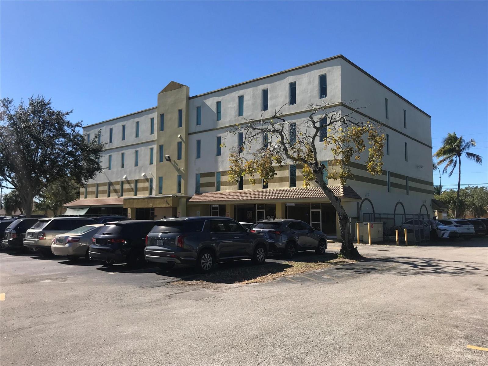 4000 N State Rd 7 # a, Lauderdale Lakes FL 33319 — #F10457841