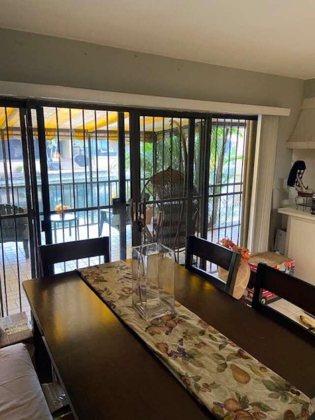 6dd28e9b-8143 16023 Kingsmoor Way, Miami Lakes FL 33014 — #R11014899