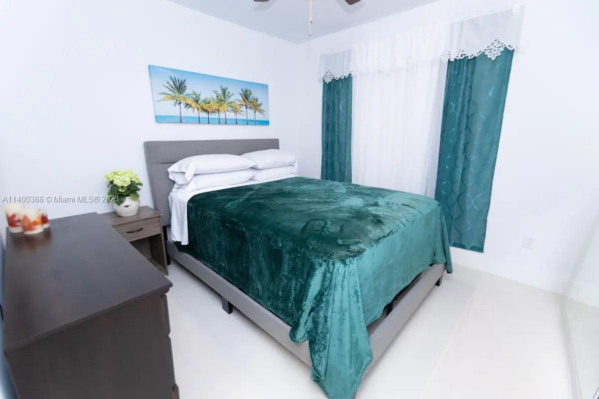 6dd28e9b-8175 3240 SW 17th Street, Fort Lauderdale FL 33312 — #R11021722