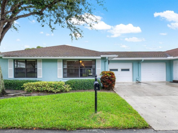 4360 Eucalyptus Tree Court # A, Boynton Beach FL 33436 — #R11027792