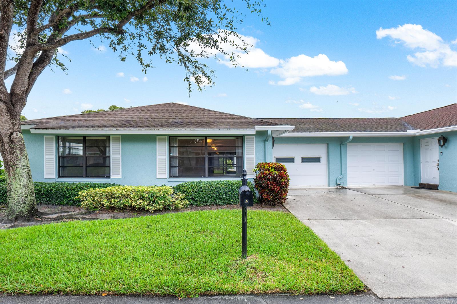 4360 Eucalyptus Tree Court # A, Boynton Beach FL 33436 — #R11027792