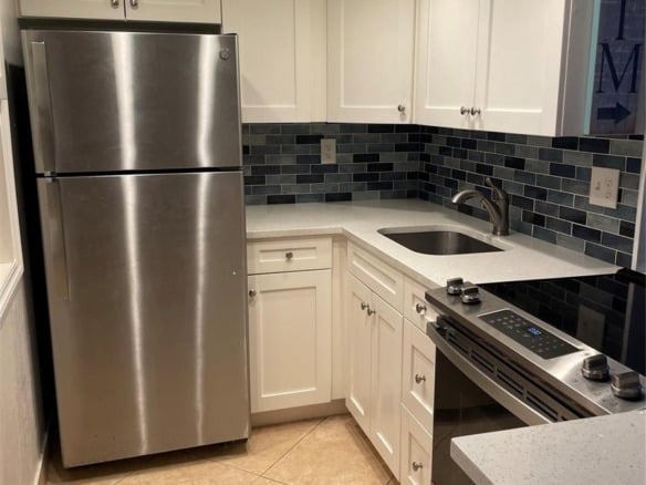 1731 SE 15 # 206, Fort Lauderdale FL 33316 — #F10467968