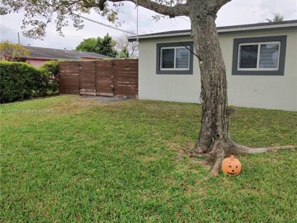 20180 NW 14th Ct, Miami Gardens FL 33169 — #A11909292