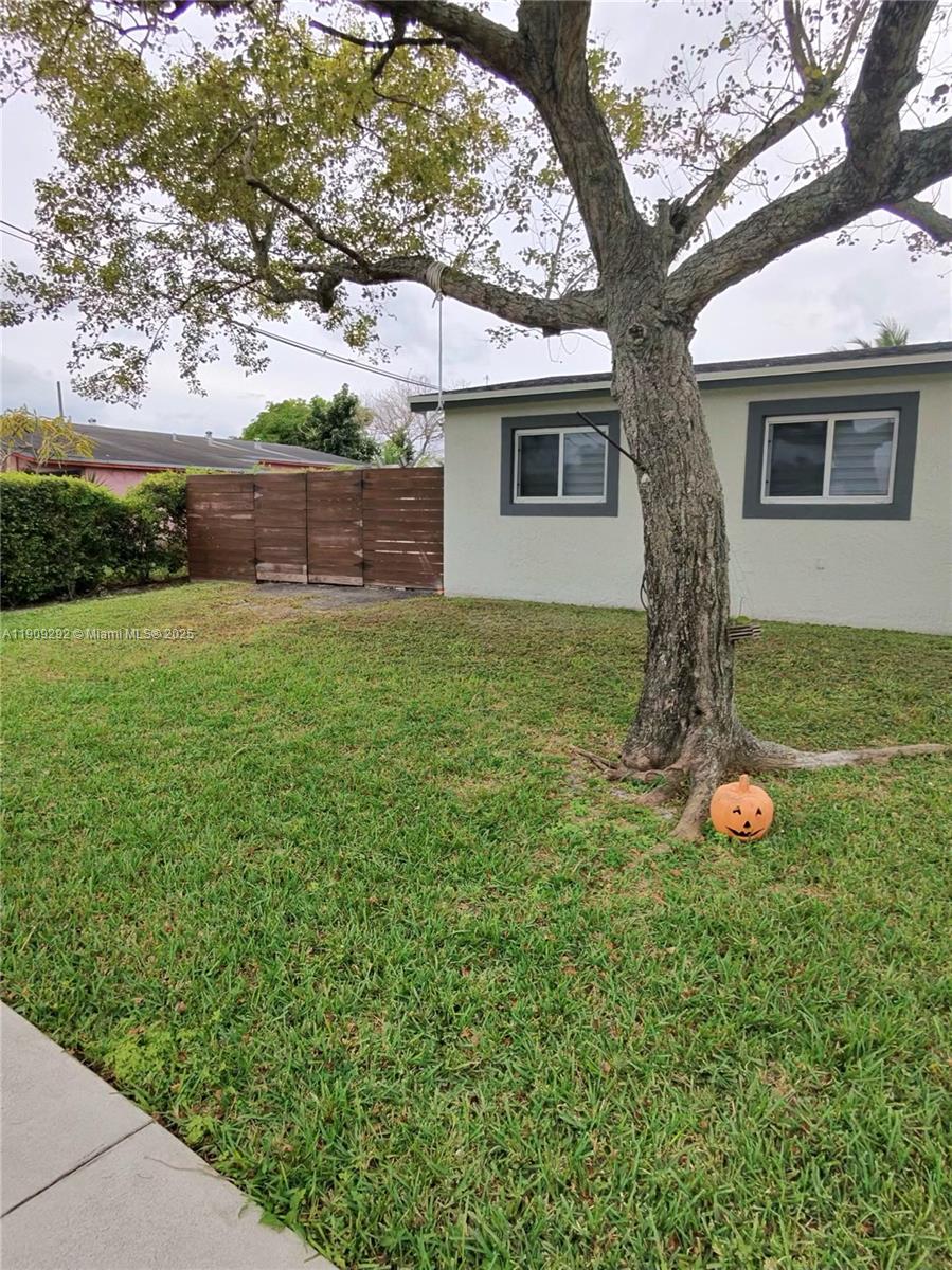20180 NW 14th Ct, Miami Gardens FL 33169 — #A11909292