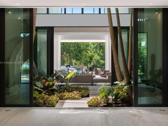 540 Leucadendra Dr, Coral Gables FL 33156 — #A11857421