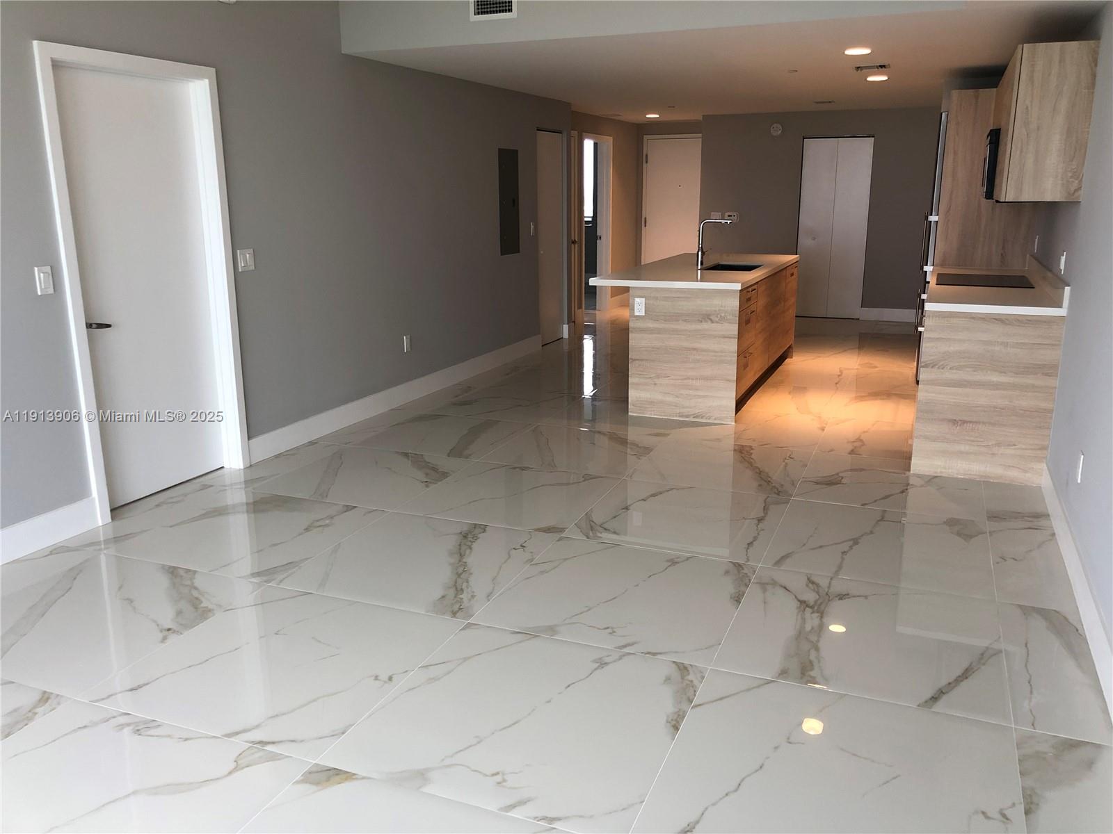 6dd28e9b-976 16385 Biscayne Blvd # 3003, North Miami Beach FL 33160 — #A11913906