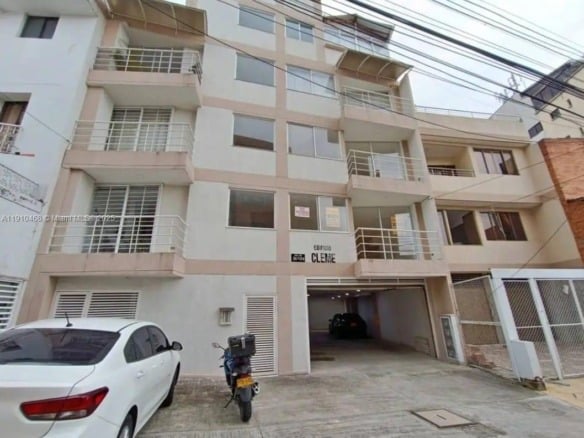 Calle 2 Oeste #24A174 Miraflor # 101, 00000 — #A11910468