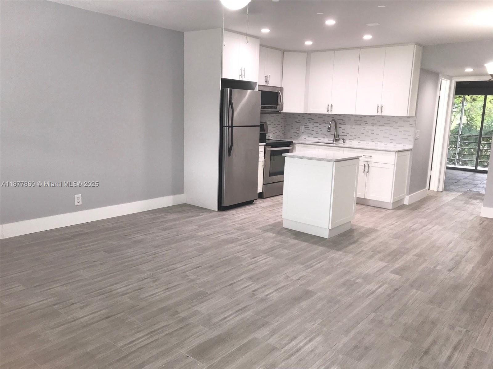 17 Keswick A # 17, Deerfield Beach FL 33442 — #A11877869