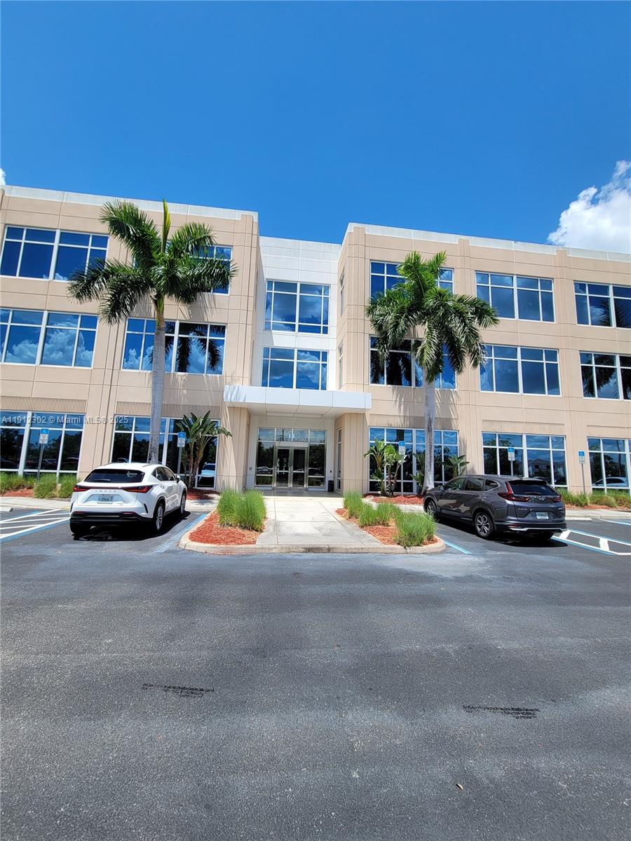 83dcefb7-1055 9160 Forum Corporate Parkway, Fort Myers FL 33905 — #A11912302