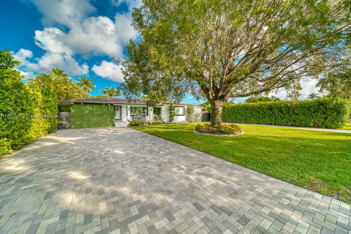 83dcefb7-1122 13801 NE 1st Ave, Miami FL 33161 — #A11805454
