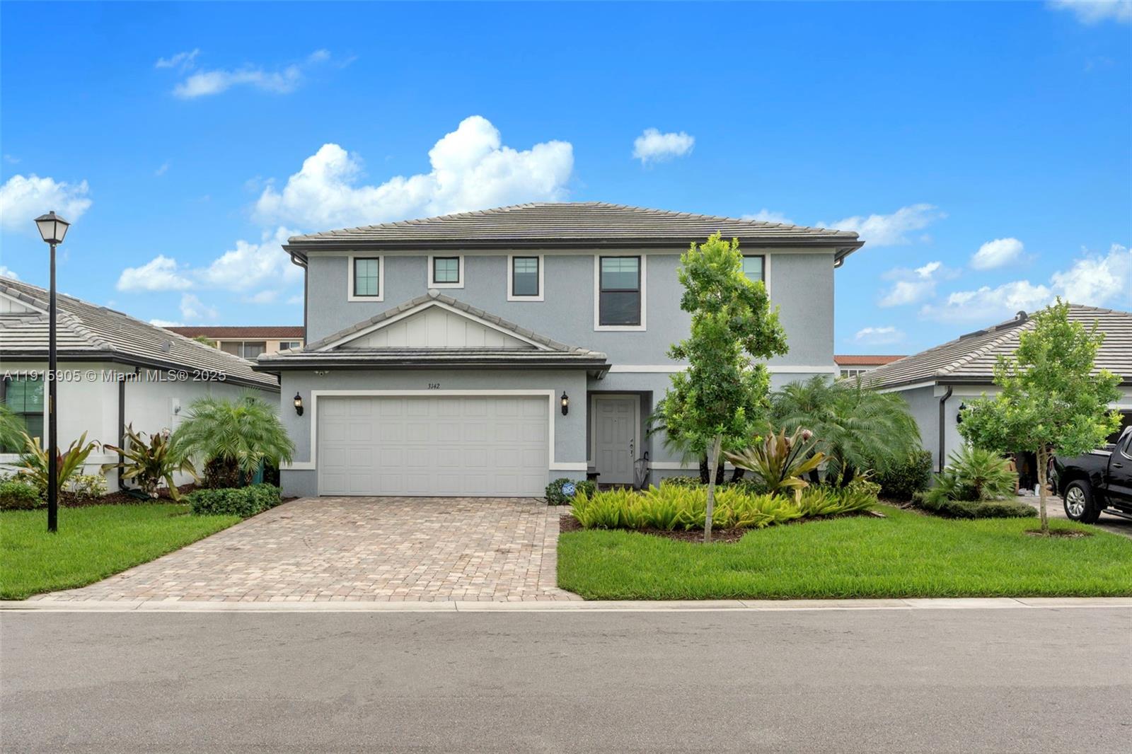 83dcefb7-1196 3142 Poinciana St, Lauderdale Lakes FL 33311 — #A11915905
